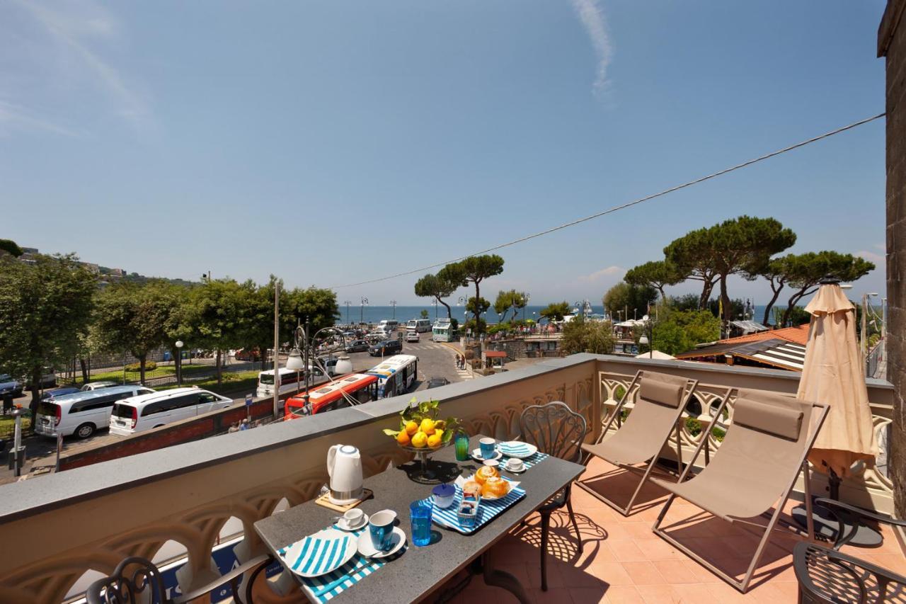 - La Terrazza Sul Porto Appartement *